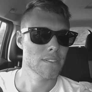 Meet your Posher, Lorne